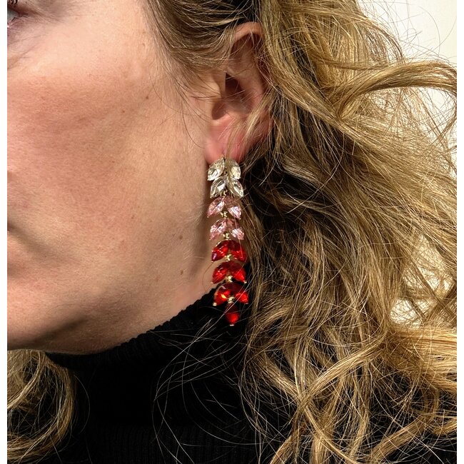 Strass Leaf Oorhangers - Rood | 6,5 x 1,9 cm | Zirkonia / Bijoux
