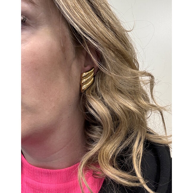 Swirl Oorbellen - Goudkleurig | 3,7 x 2,2 cm | Fashion Favorite