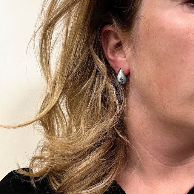 Mini Druppel Oorbellen - Zilverkleurig | 2 x 1,1 cm | Stainless Steel / Silverplated