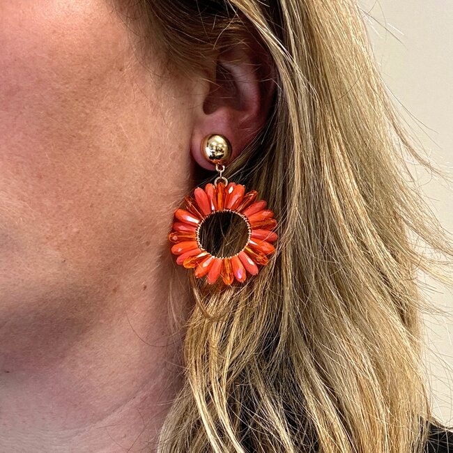 Sunny Beads Oorbellen - Oranje | 5,5 x 4 cm