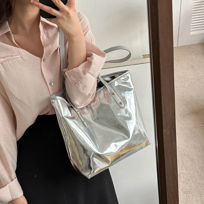 Metallic Handtas - Zilver | 37 x 28 x 12 cm | Shopper/Schoudertas