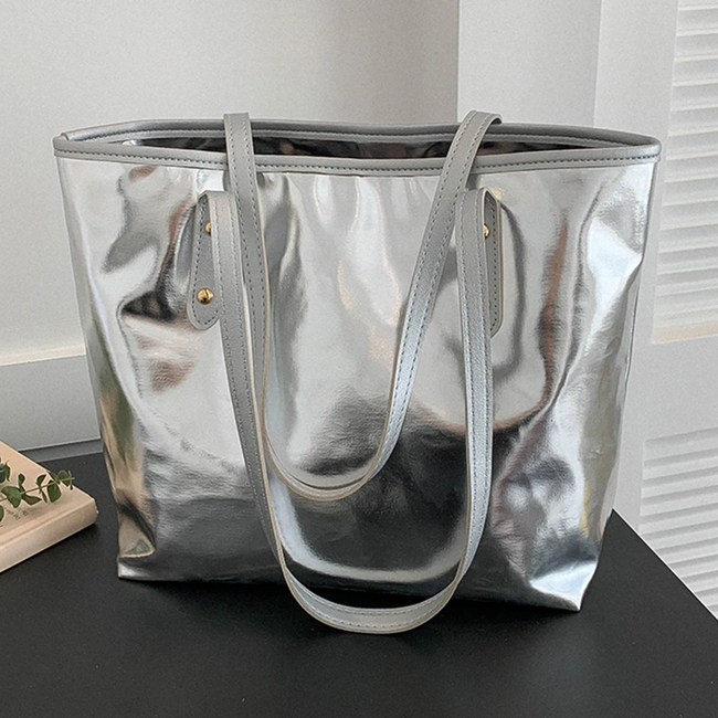 Metallic Handtas - Zilver | 37 x 28 x 12 cm | Shopper/Schoudertas