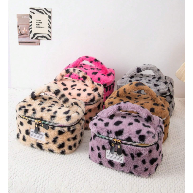 Furry Leopard Toilettas - Paars | Make-Up Tas | 22 x 15 x 15 cm