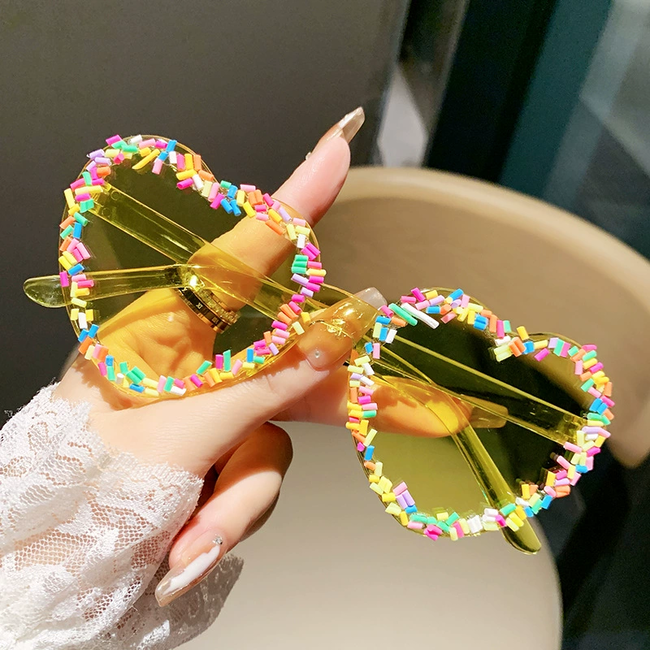 Sprinkle Confetti Bril - Hart Geel | Fashion Favorite