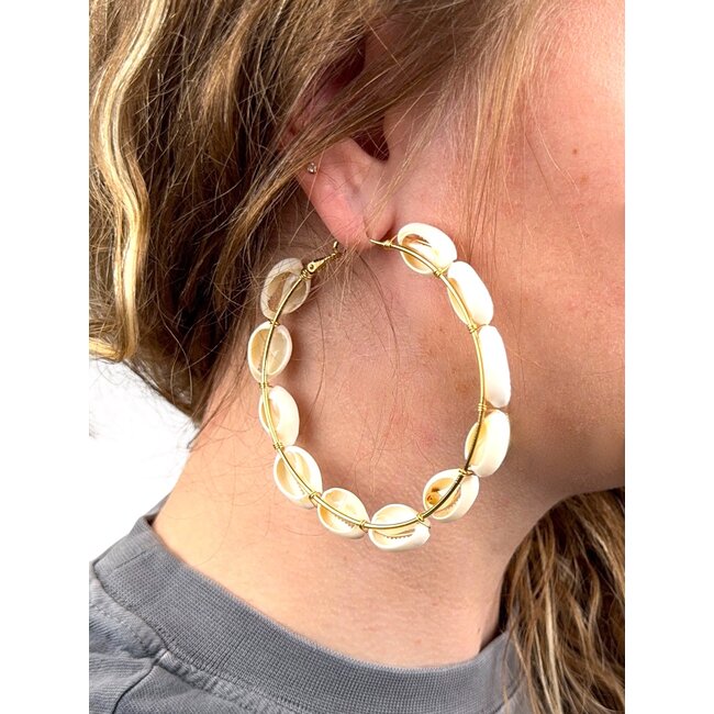 Sea Shell Oorringen - Creme | Fashion Favorite
