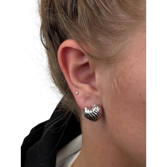 Oorbellen Wave Heart - Zilverkleurig | 1,5 x 1,4 cm