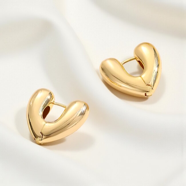 Heart Hoop Oorringen - Goudkleurig | 1,5 x 1,5 cm | 925 Zilver