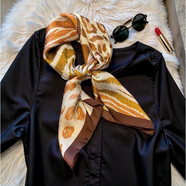 Satijnlook Sjaal - Luipaard Bruin | 65 x 65 cm | Polyester