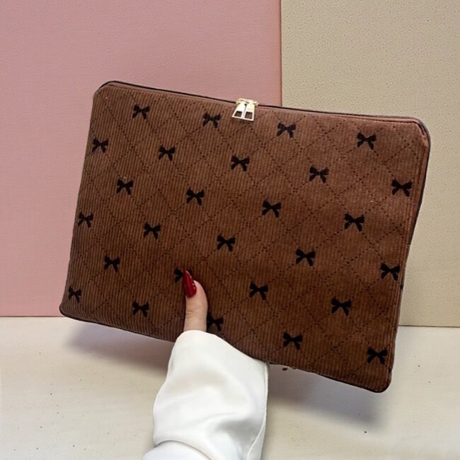 Laptop Sleeve - Strik / Bow Bruin | 35 x 26 x 3 cm