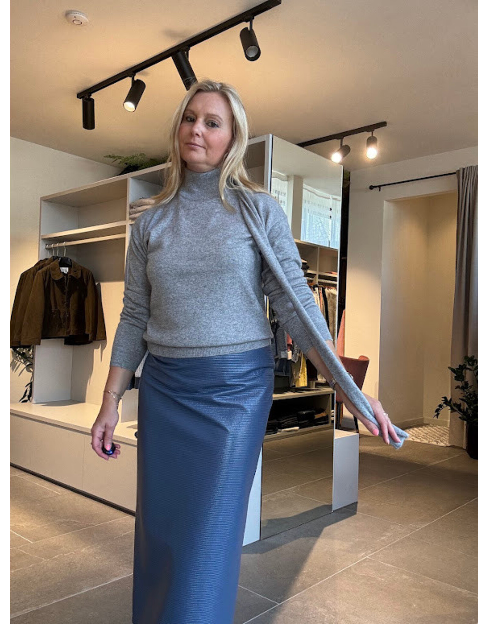 MARCH23 PULL ALINA WOOLBLEND SILVER GREY