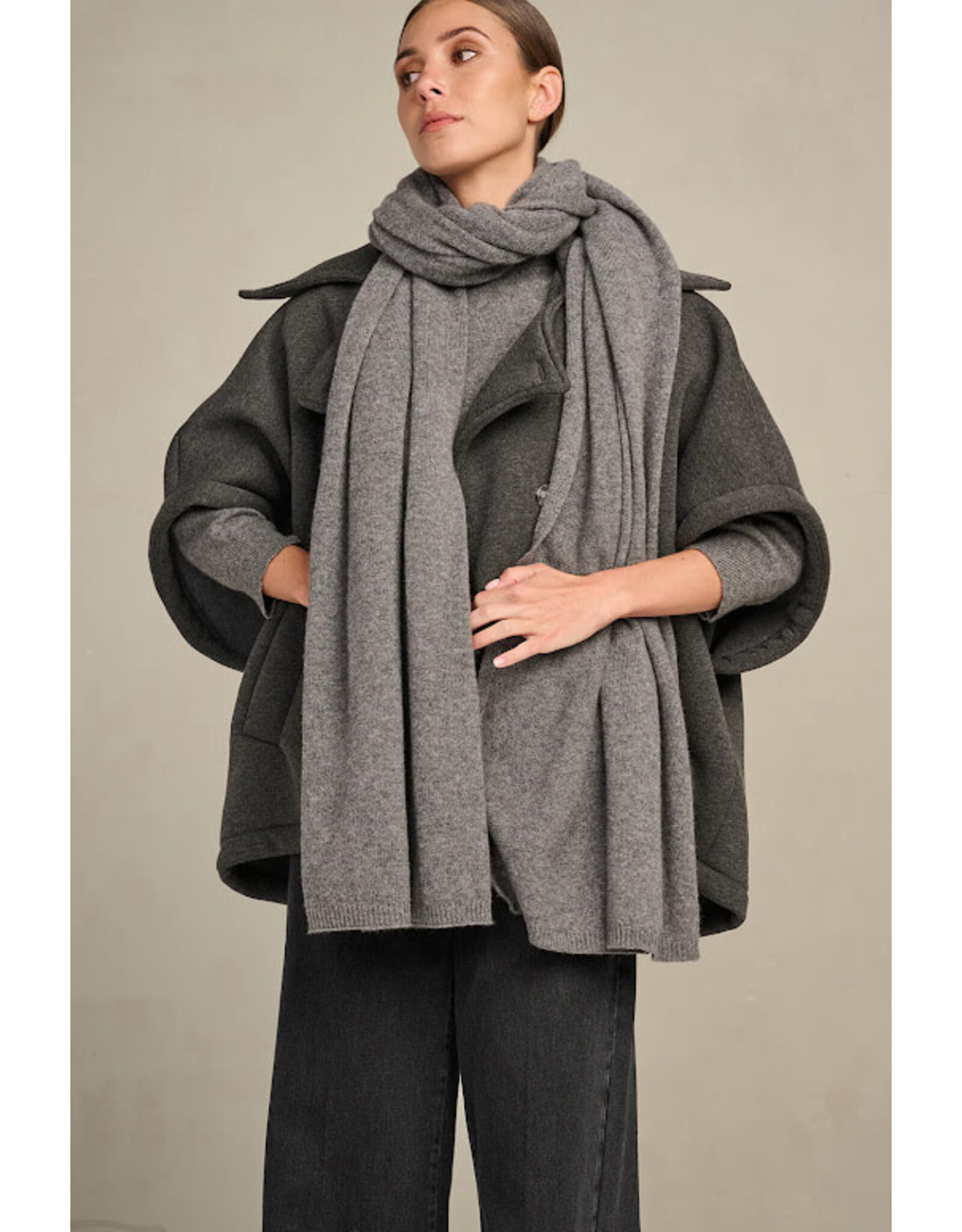 MARCH23 MY VEST RYLEE OS GREY