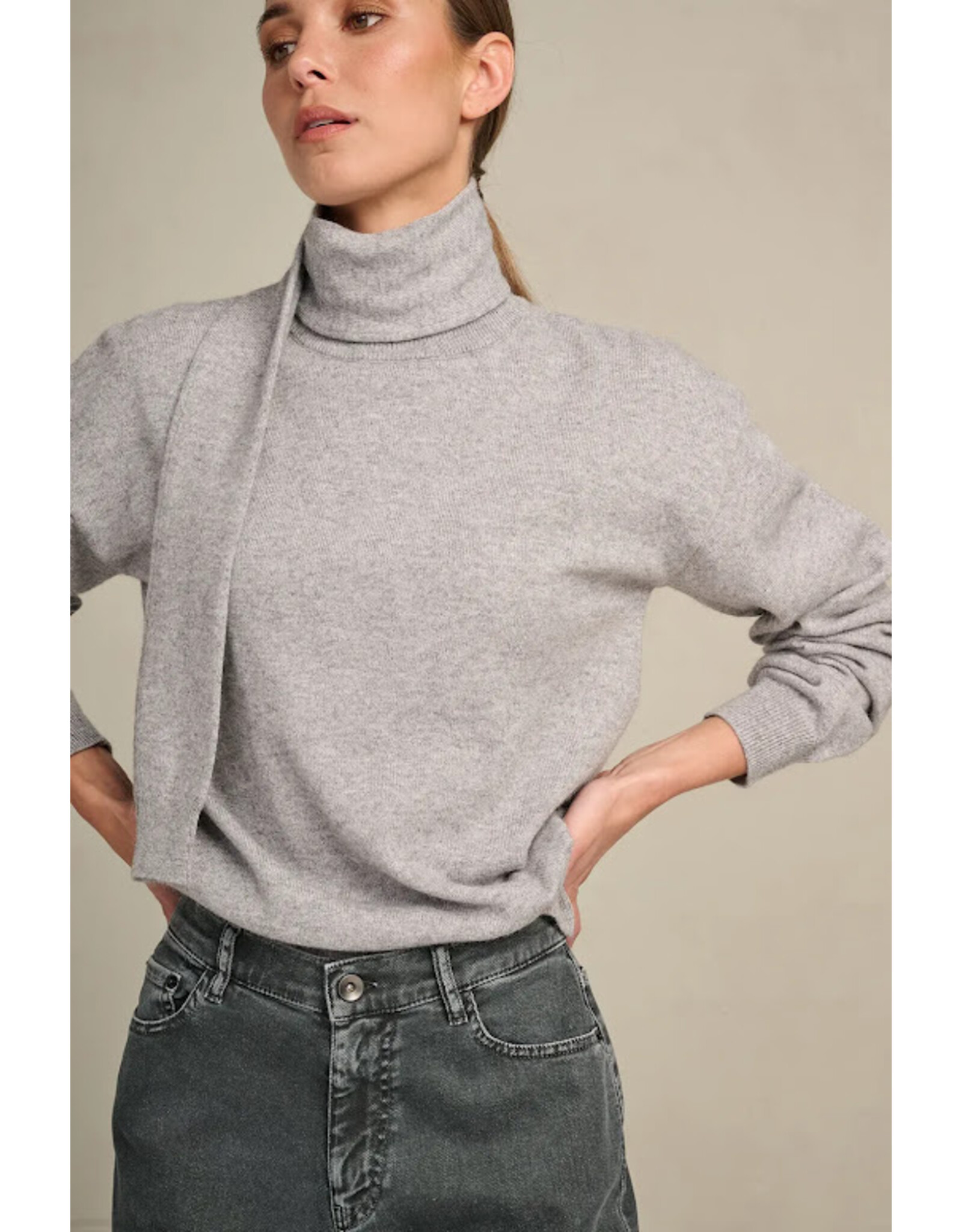 MARCH23 PULL ALINA WOOLBLEND SILVER GREY