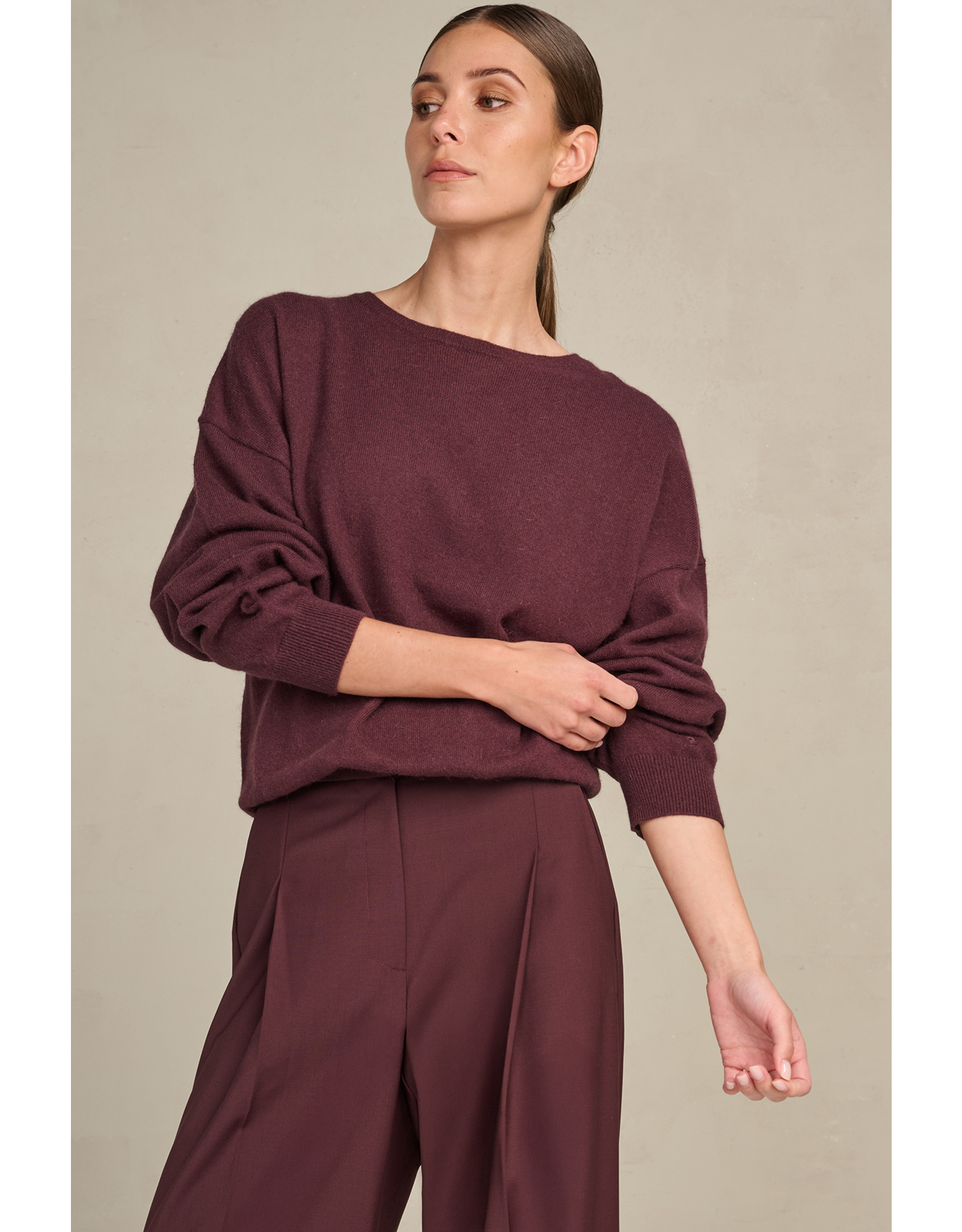 MARCH23 PULL AGATA WOOLBLEND BAROLO
