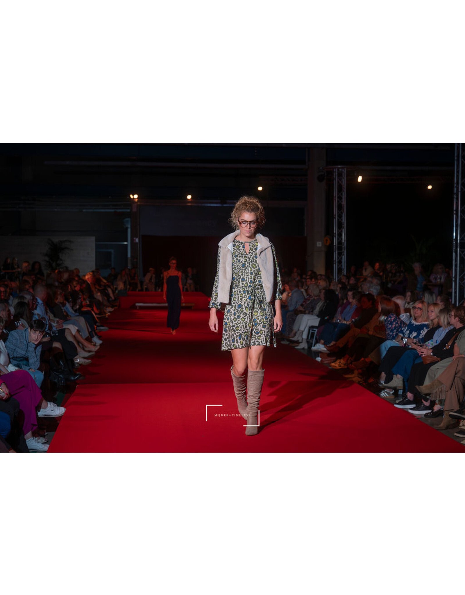 Leonie de Paris MIRA KLEED LEOPARD KAKI