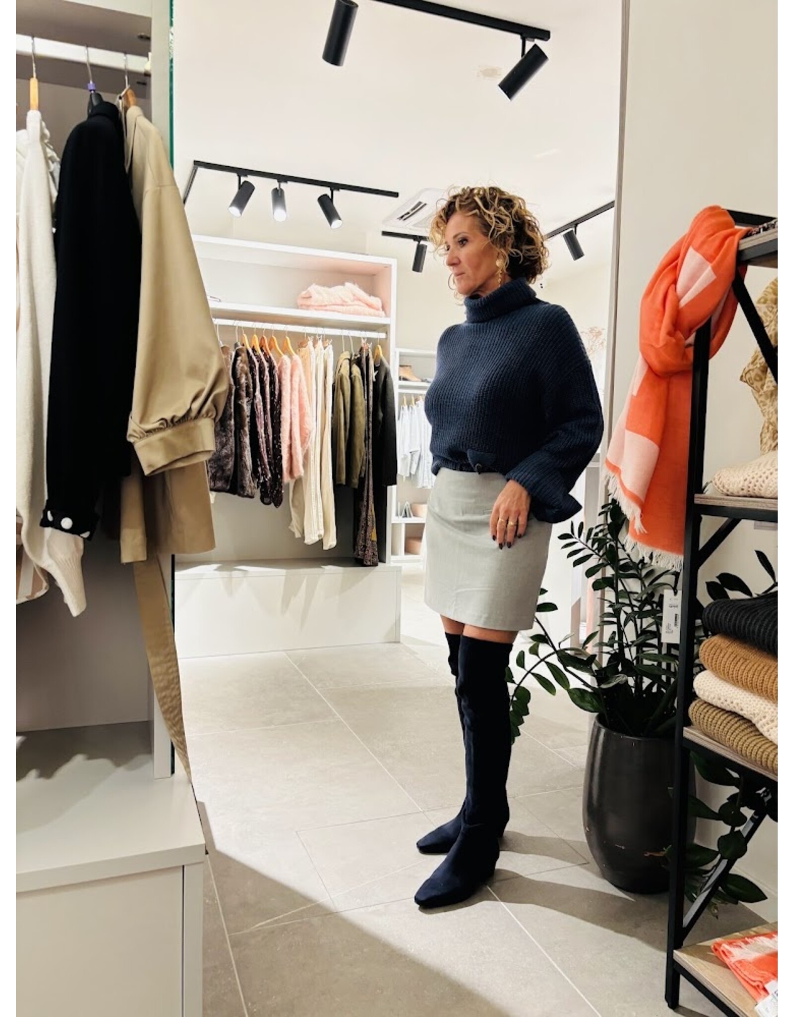 MARCH23 OLIVIA BOOT CLOUDY BLUE SUEDE