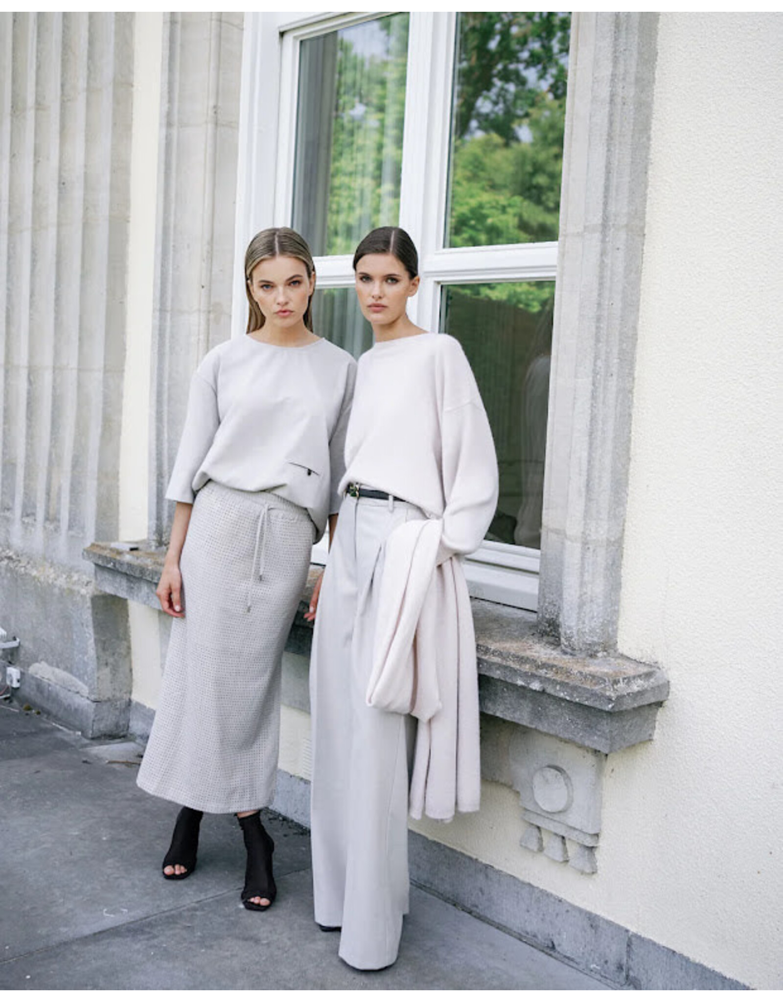 MARCH23 MY BLOUSE GIGI SILVER GREY SUITING BLEND