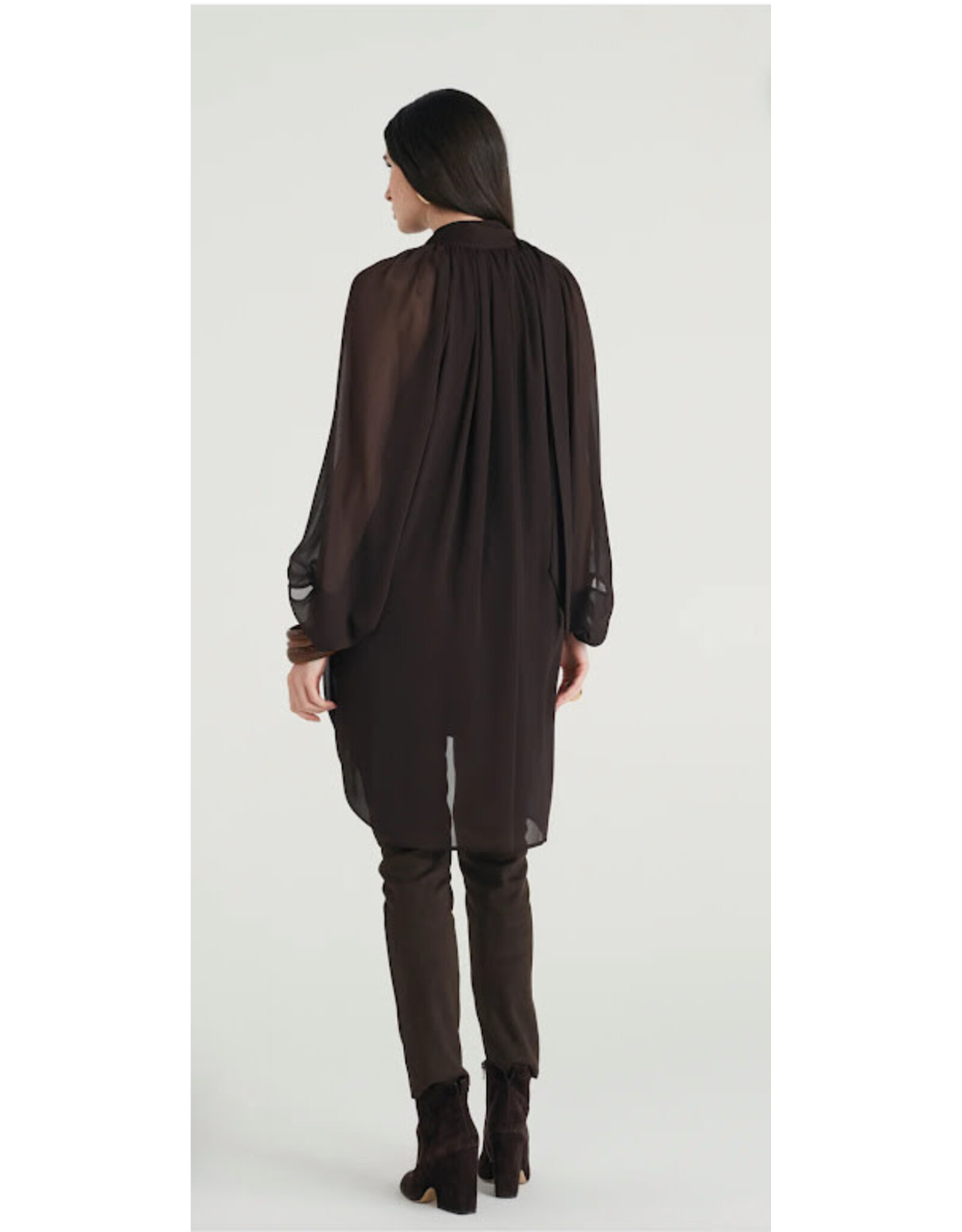 CARACTERE 7013A0 ABITO CREPONNE MORO