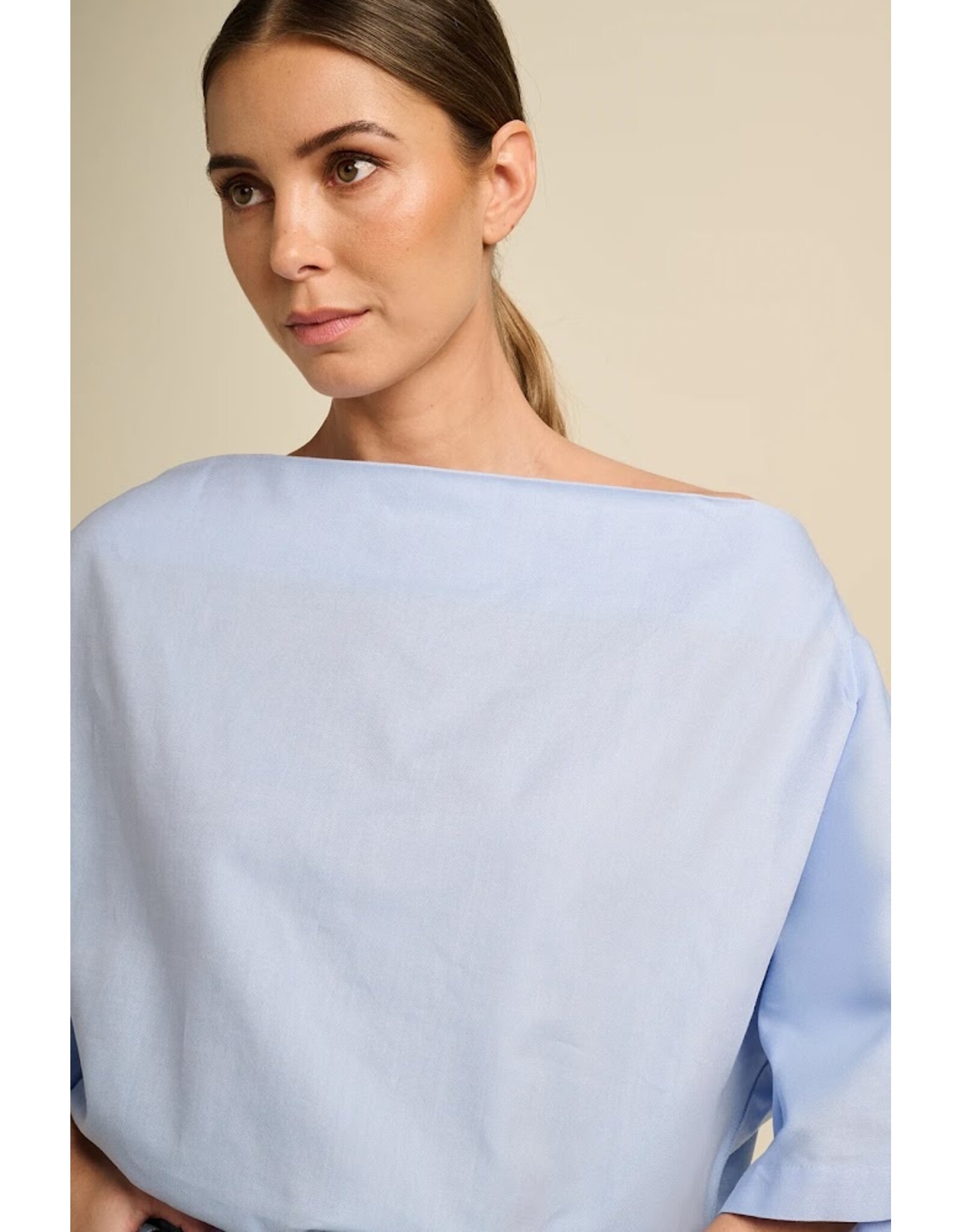 MARCH23 BLOUSE HIDALGO BLUE