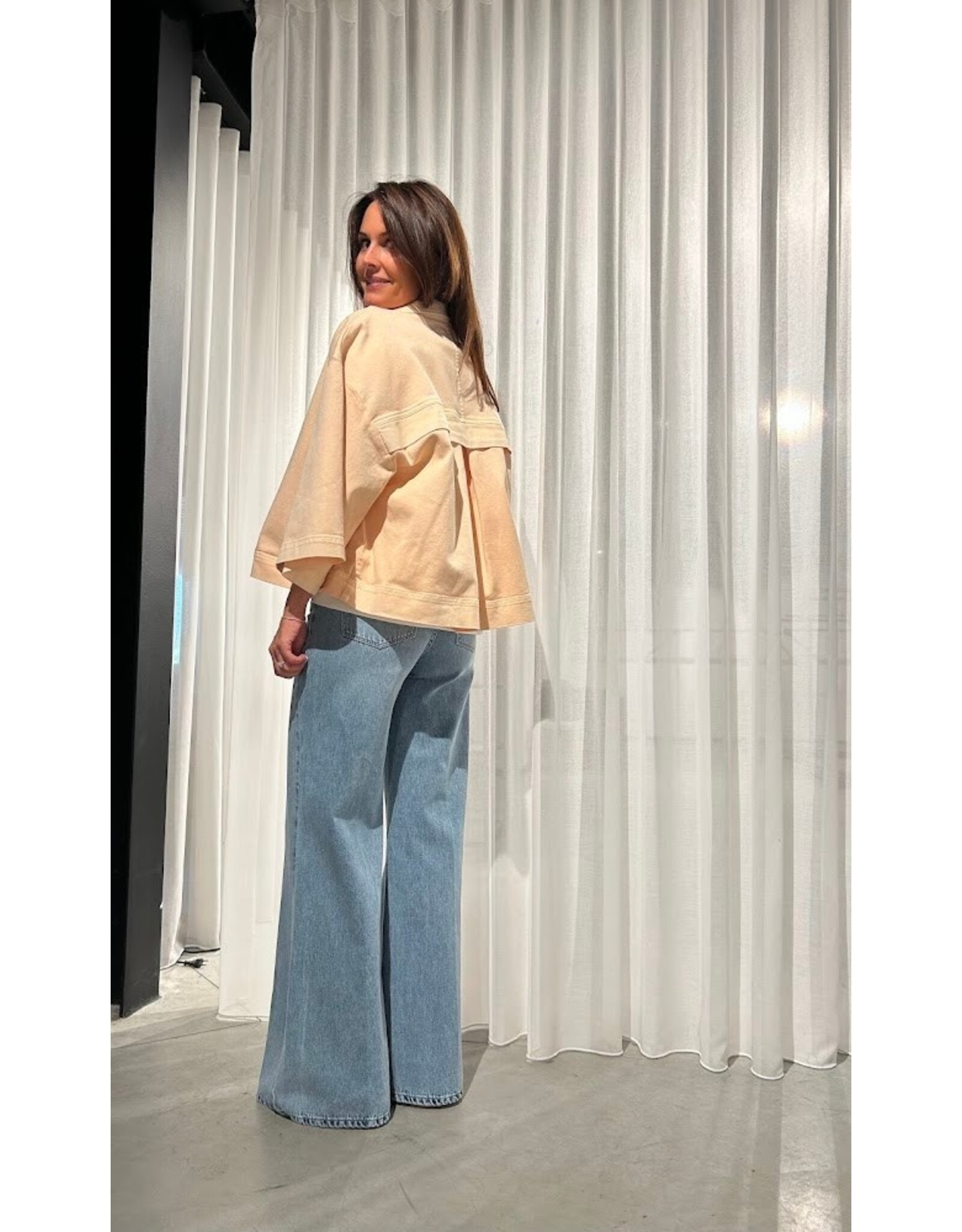 MARCH23 VEST EQUAL POWDER