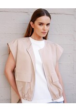 MARCH23 MY VEST ECLIPSE BEIGE