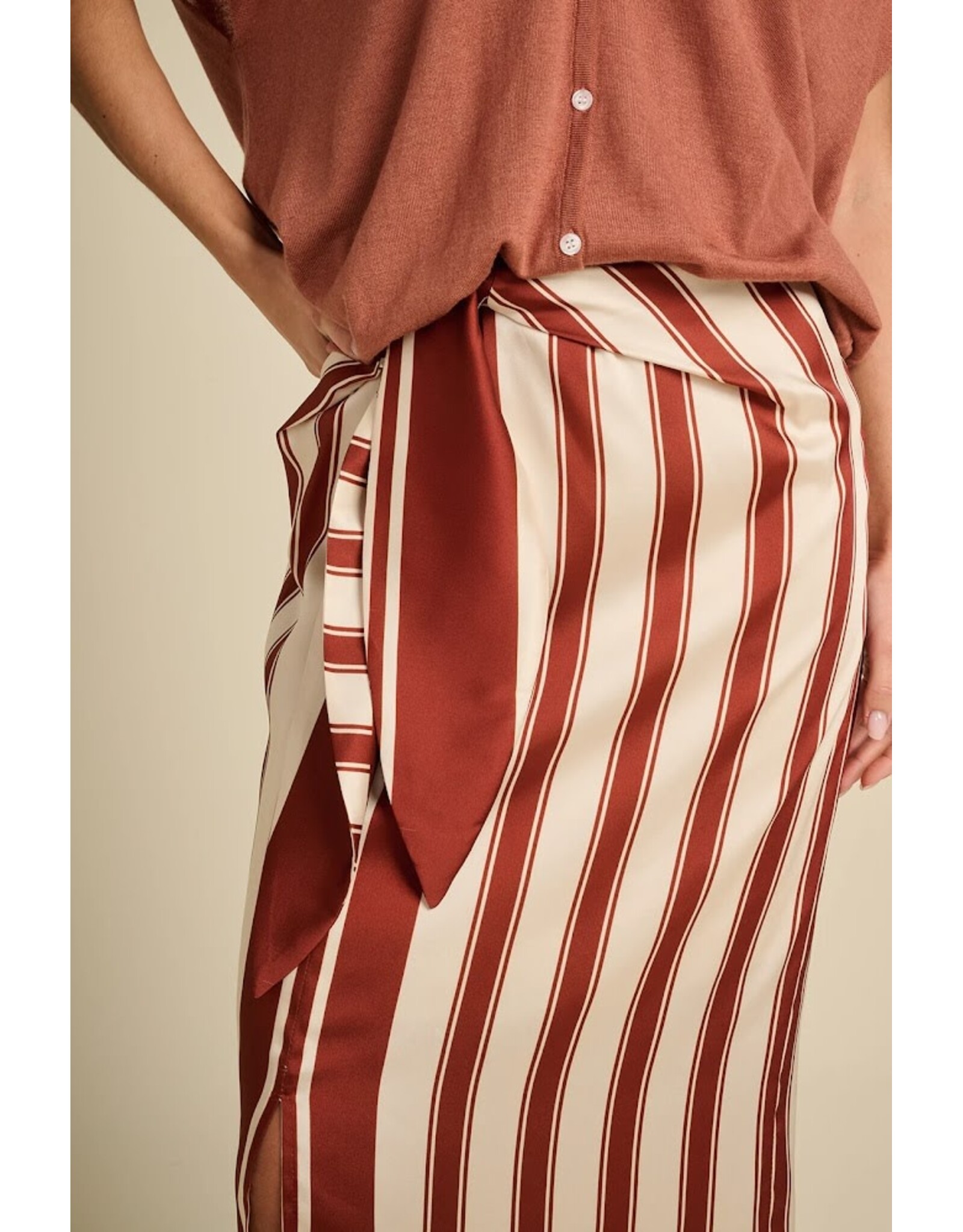 MARCH23 SKIRT LUMINOUS SUNNY STRIPES TERRACOTTA