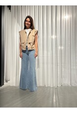 MARCH23 MY VEST ECLIPSE BEIGE