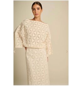 MARCH23 BLOUSE JAZZY ECHO LACE