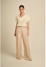 MARCH23 PULL TRUST IVORY