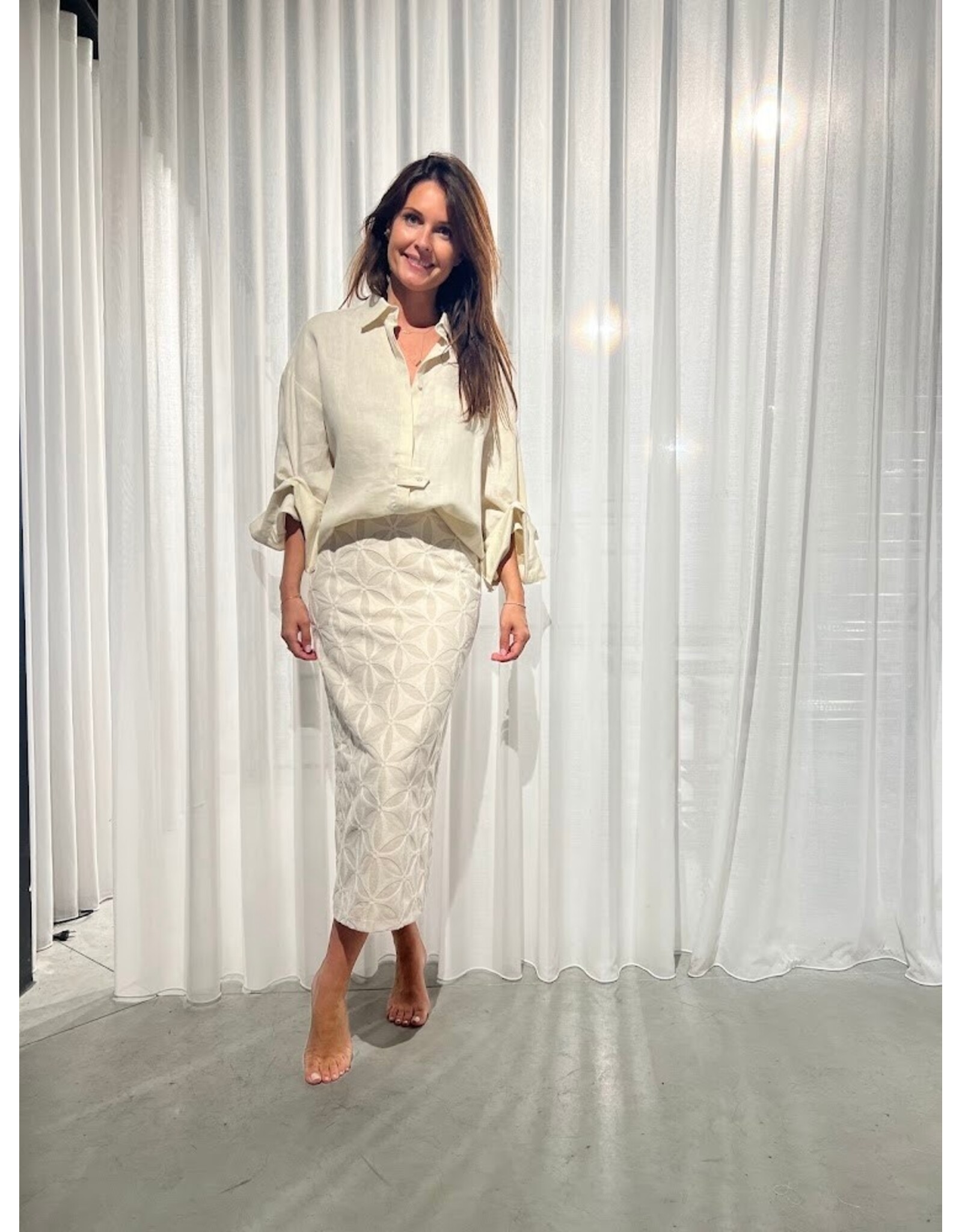 MARCH23 BLOUSE AURA LINEN IVORY