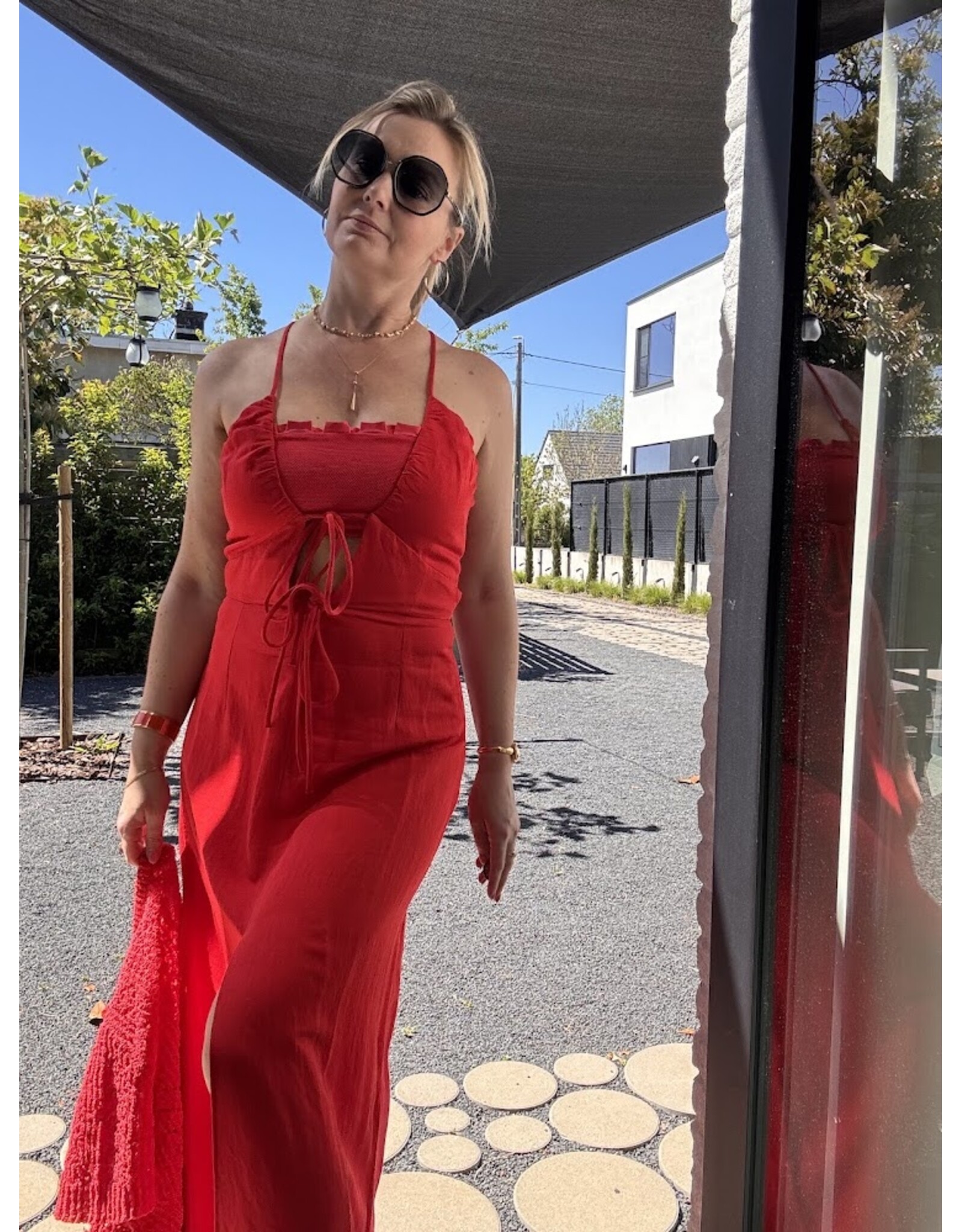 NITAH ROBE ROUGE TANIA