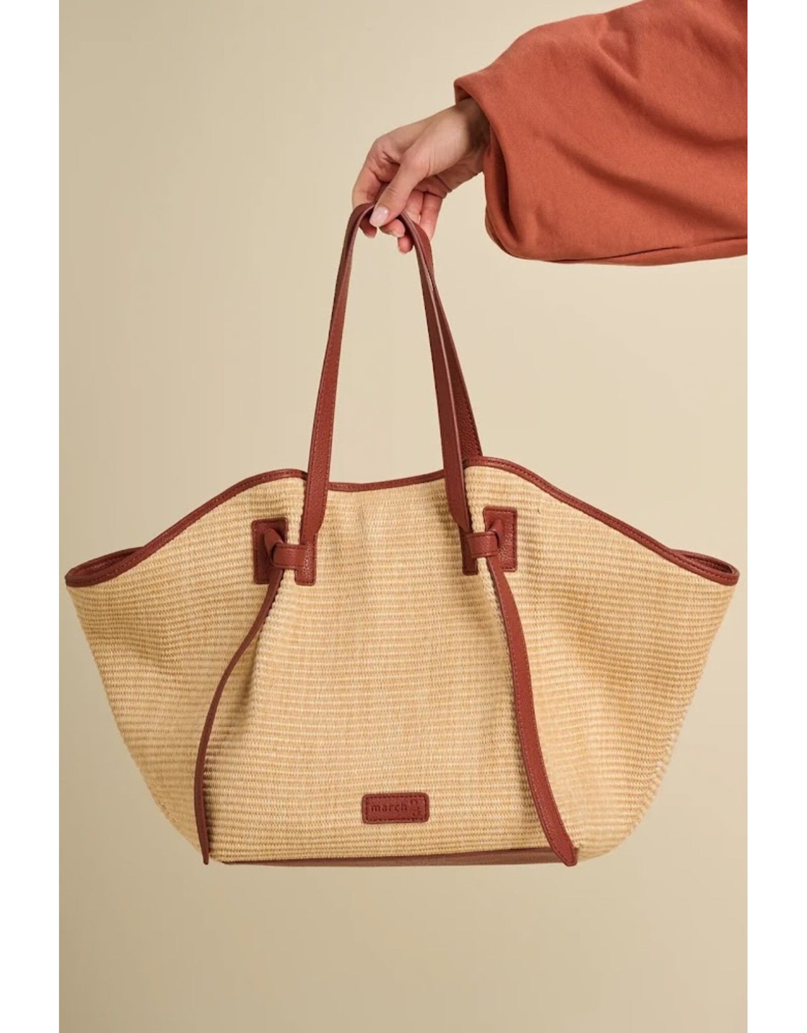 MARCH23 THE TOTE SIENNA RAFFIA