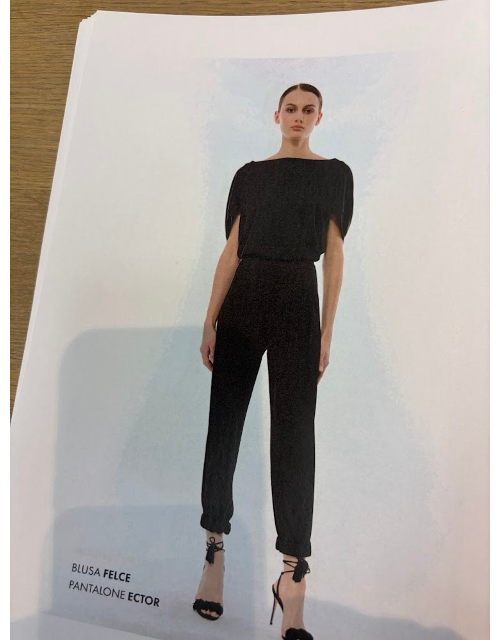 NENETTE 41BB-FELCE NERO BLUSA SCOLLO A BARCA TESSUTO