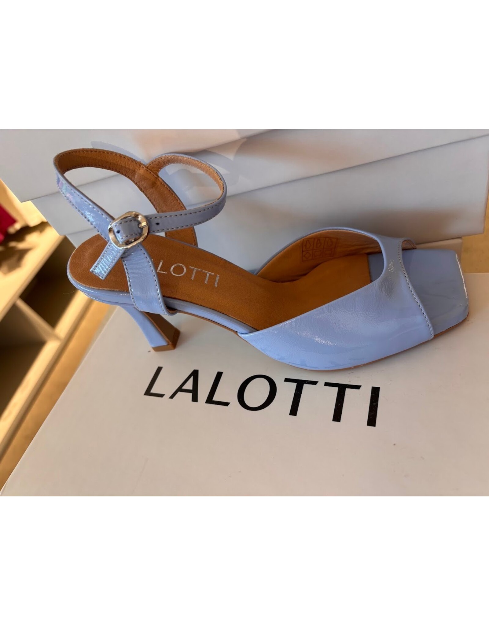 LALOTTI HAZEL LIGHT BLUE