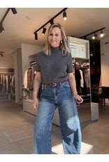 JANICE KNIGHT GREY PULL KORT MOUW