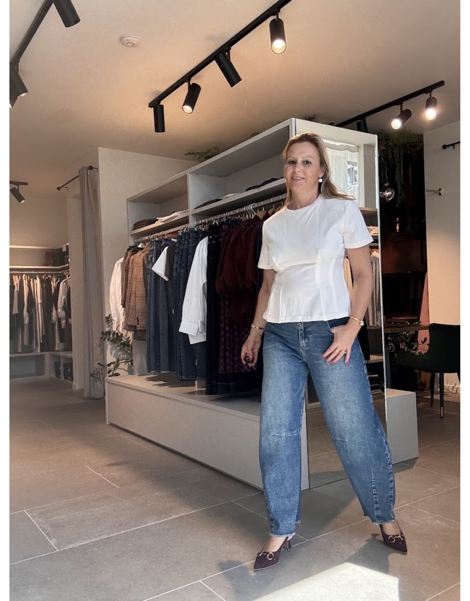 JANICE KEON WHITE T-SHIRT