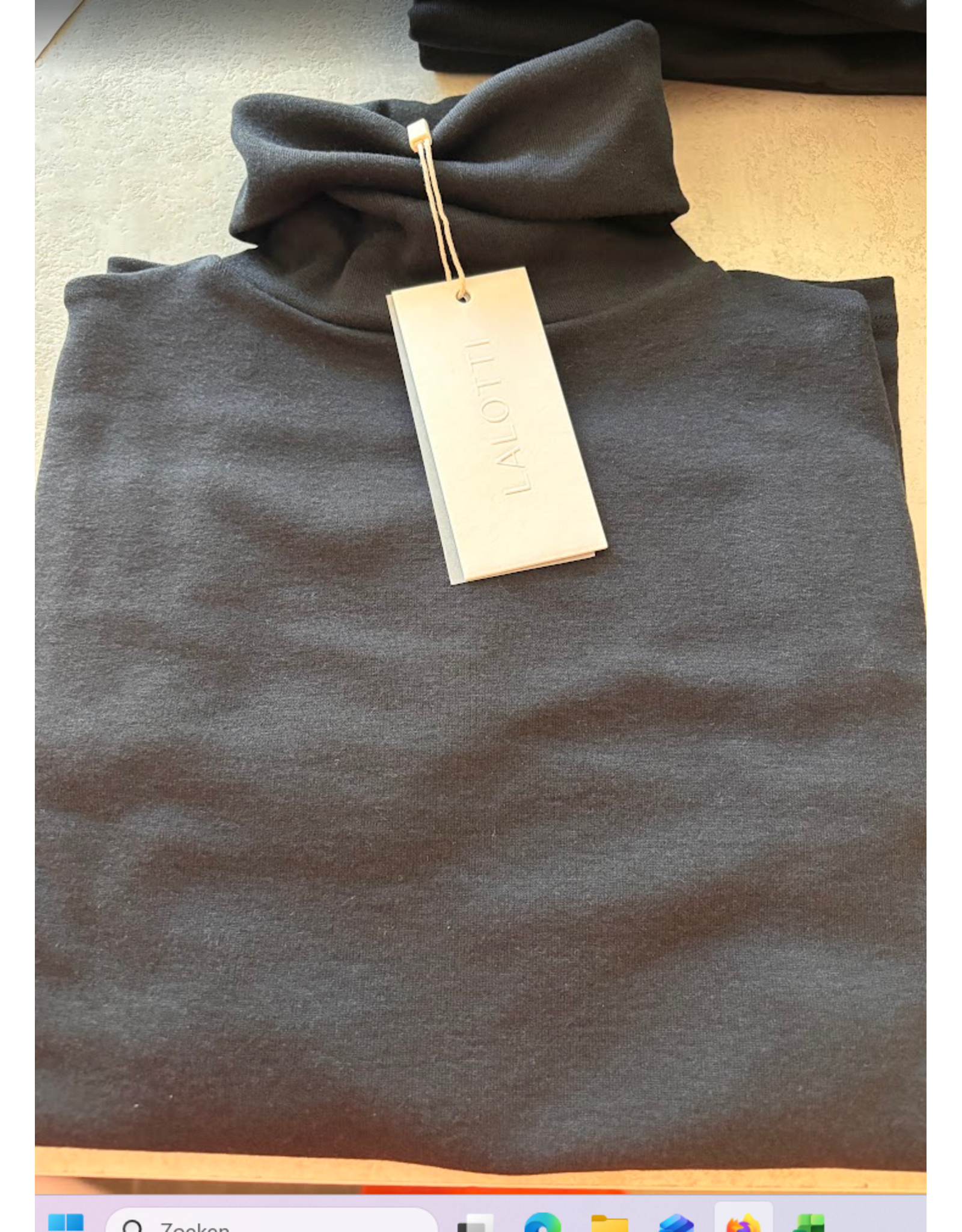 LALOTTI BOB TURTLENECK BLACK