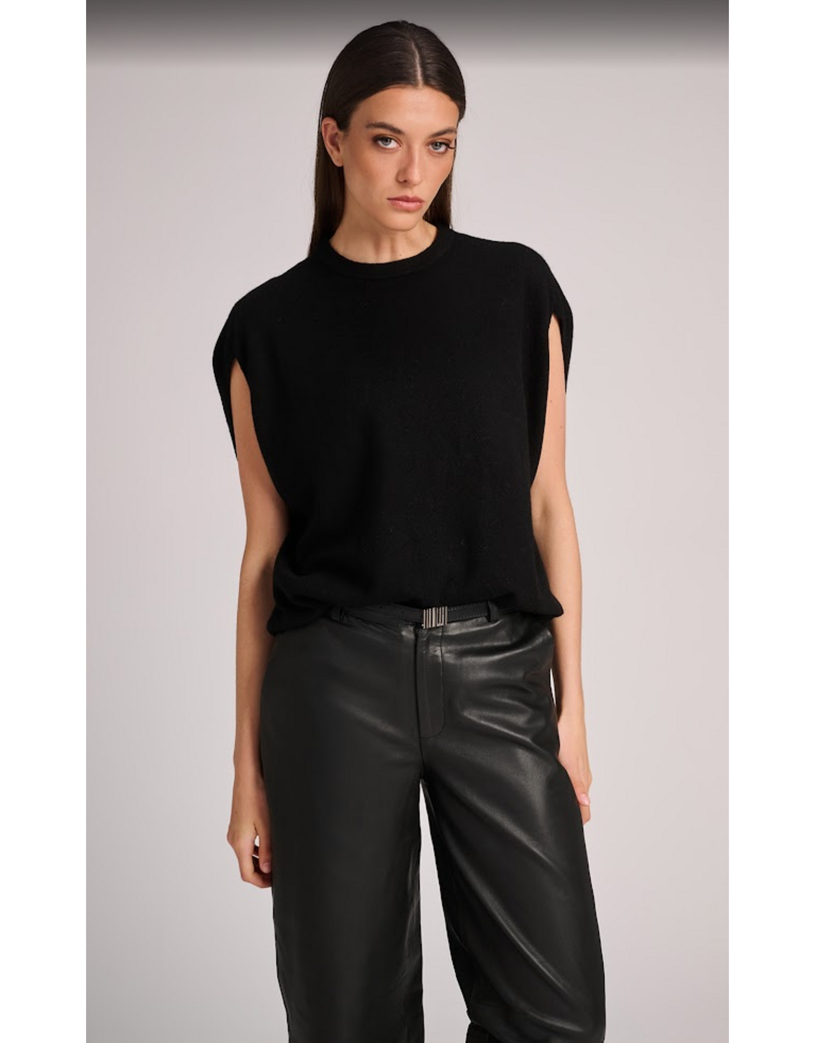 MARCH23 TROUSERS BRUSSELS LEATHER BLACK