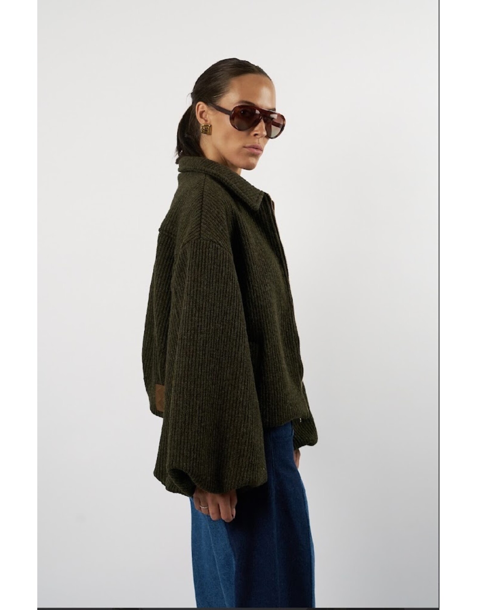 AMANDINE OFFICIAL JW25OMI02 KHAKI JAS