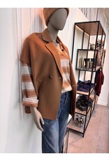 JANICE RESORT CAMEL STRIPES