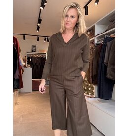 NENETTE 42BB-EDEAR PANTALONI CONFEZIONE BERMUDA OLIVIA