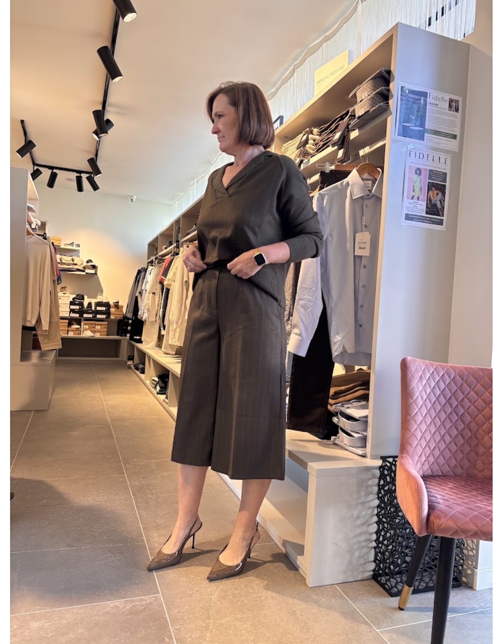 NENETTE 42BB-MAXIMA OLIVIA PULL