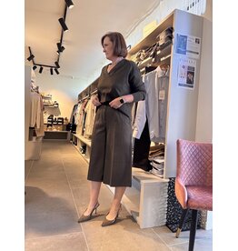 NENETTE 42BB-MAXIMA OLIVIA PULL