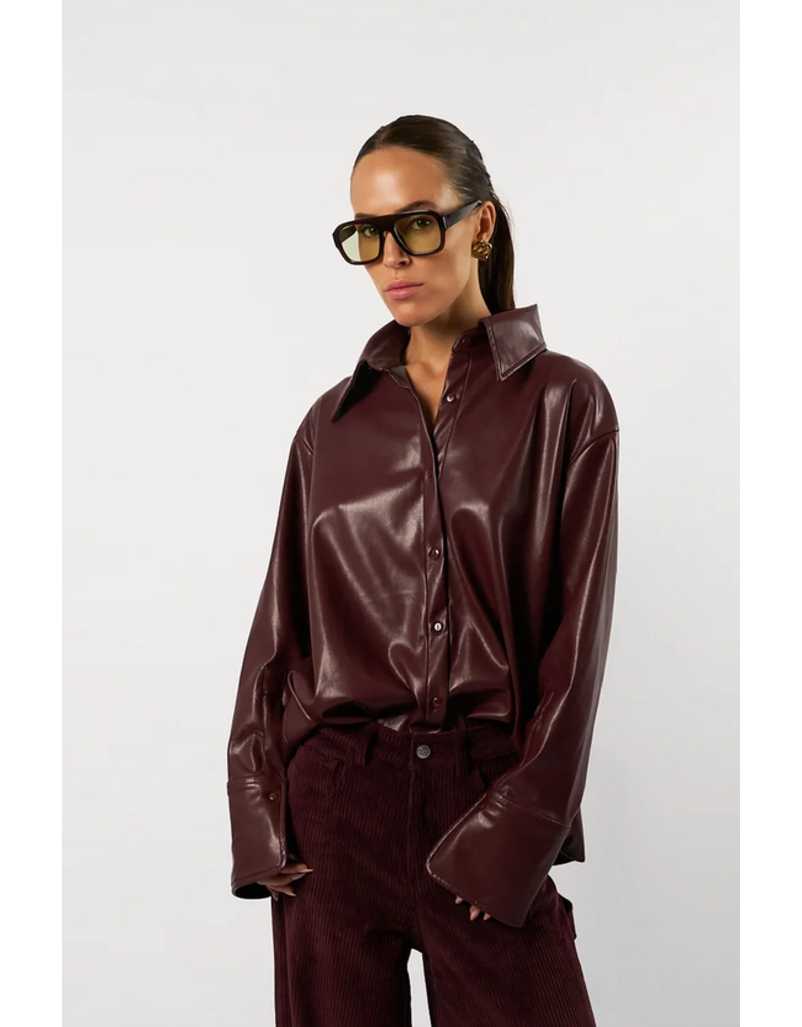 AMANDINE OFFICIAL JULIETTA BORDEAUX HEMD