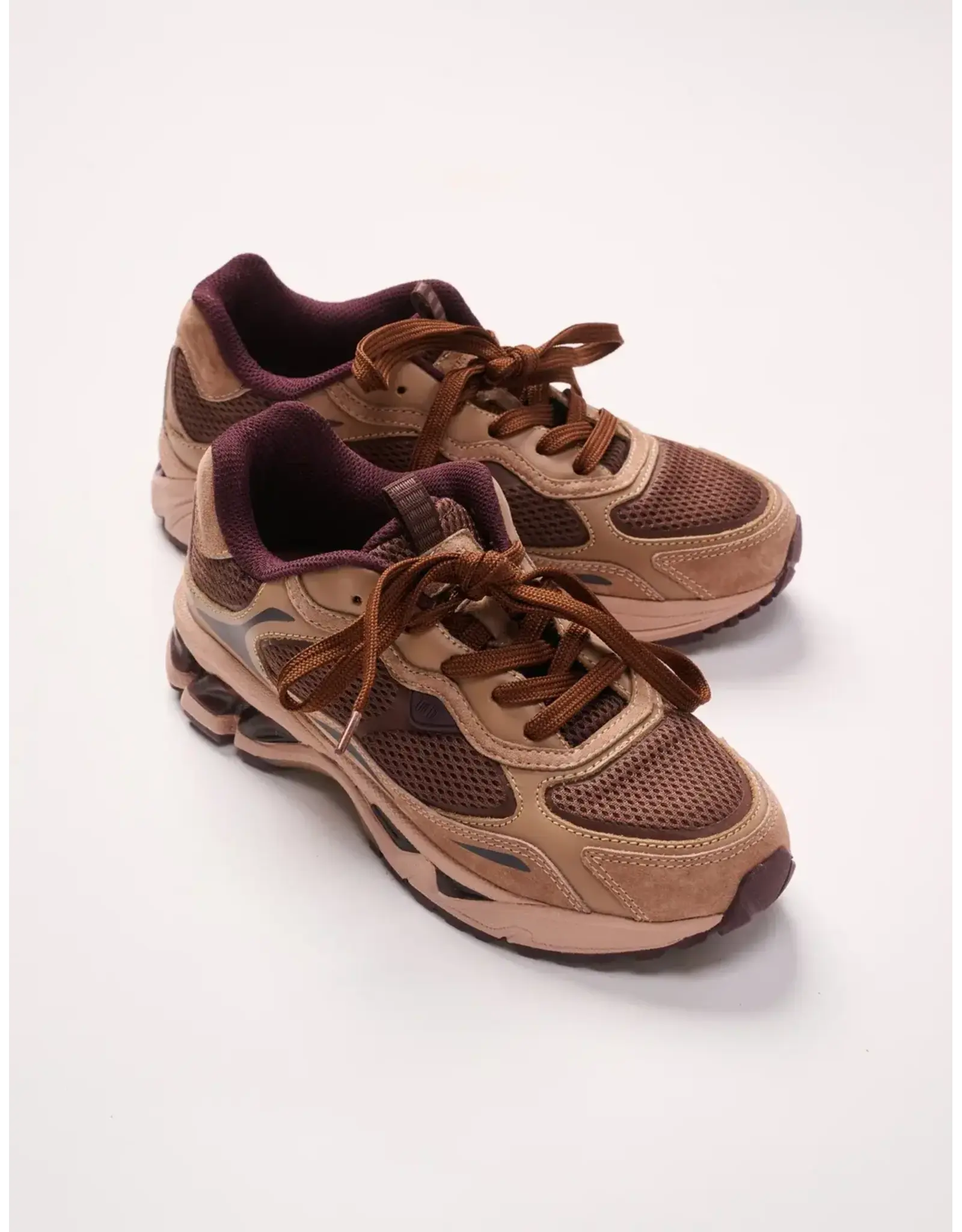 MARCH23 NALA SNEAKER VISON LEATHER MIX