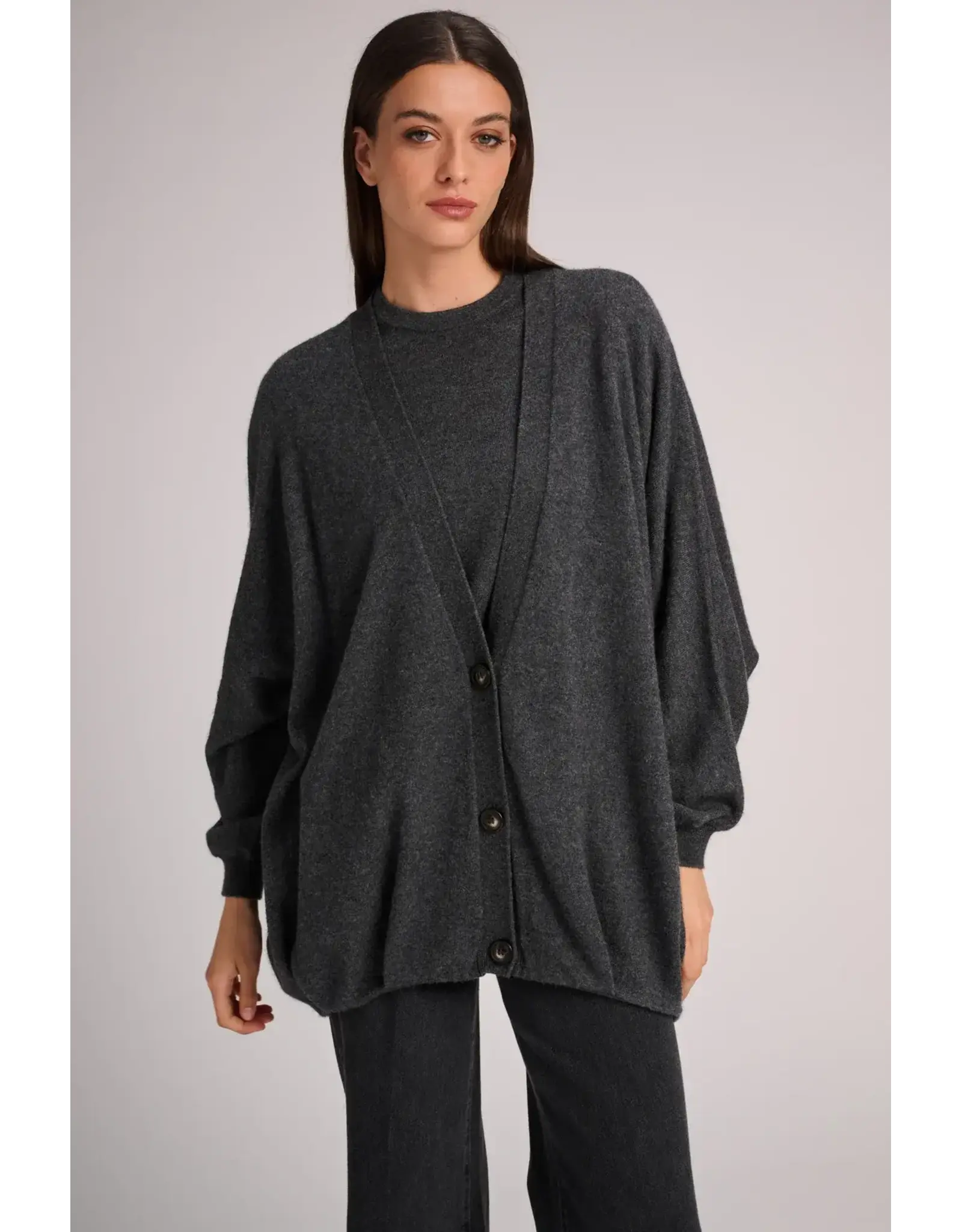 MARCH23 CARDIGAN ARRAN WOOLBLEND DARK GREY