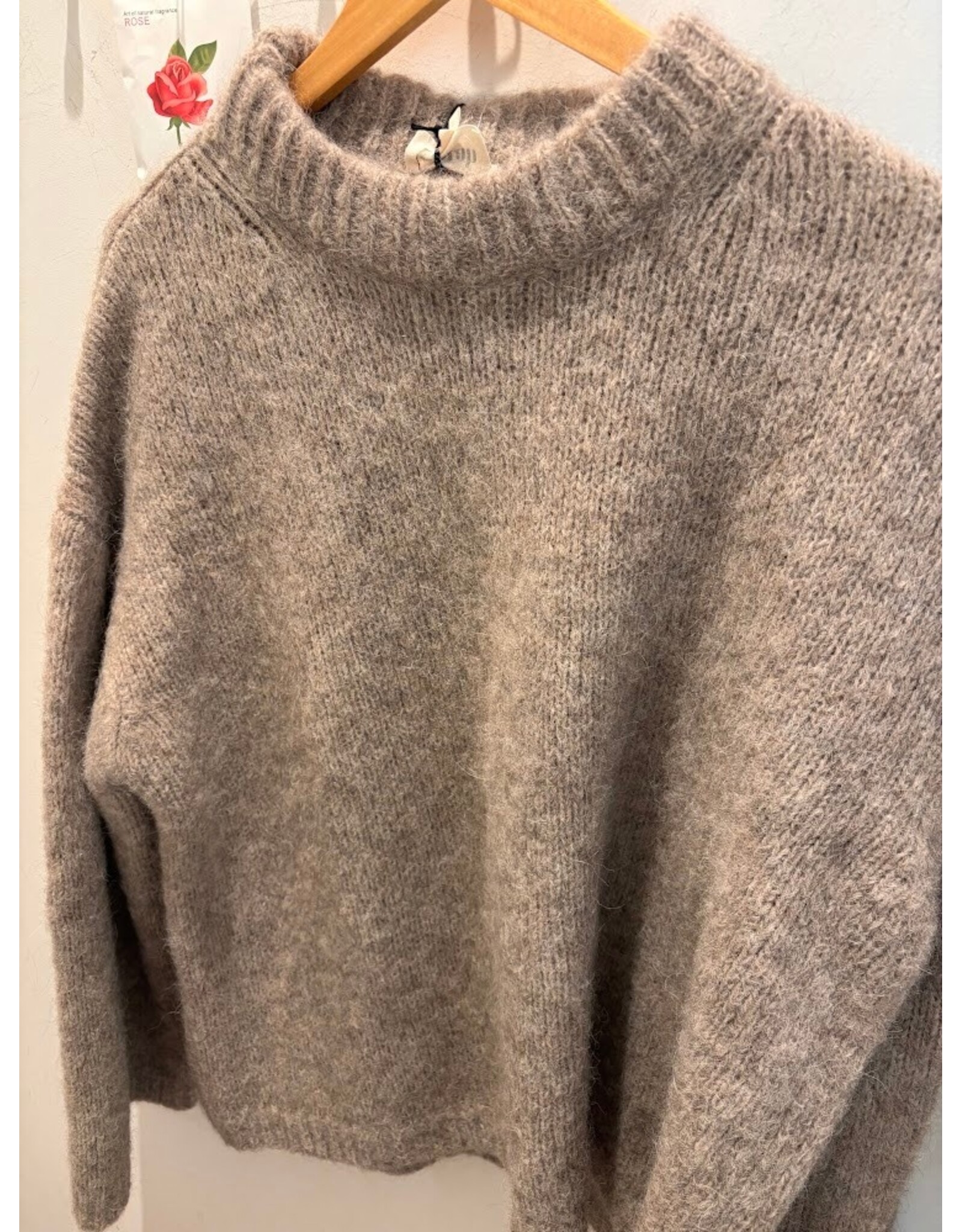 NITAH PULL NINA MARRON CHINE