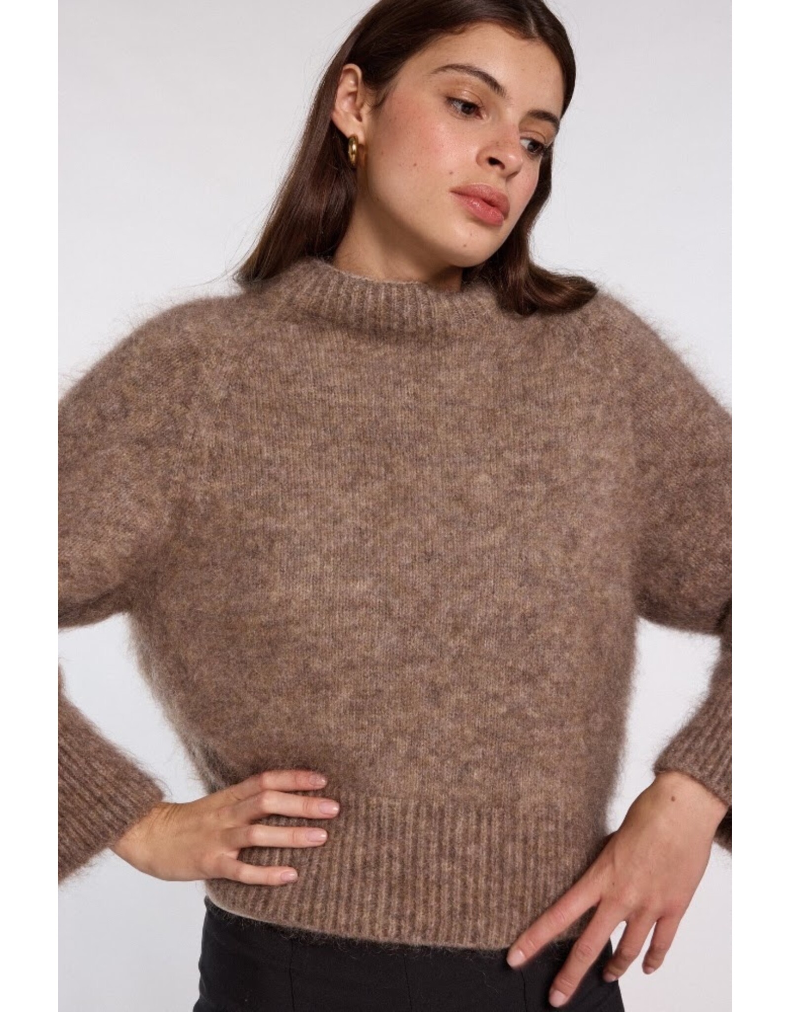 NITAH PULL NINA MARRON CHINE