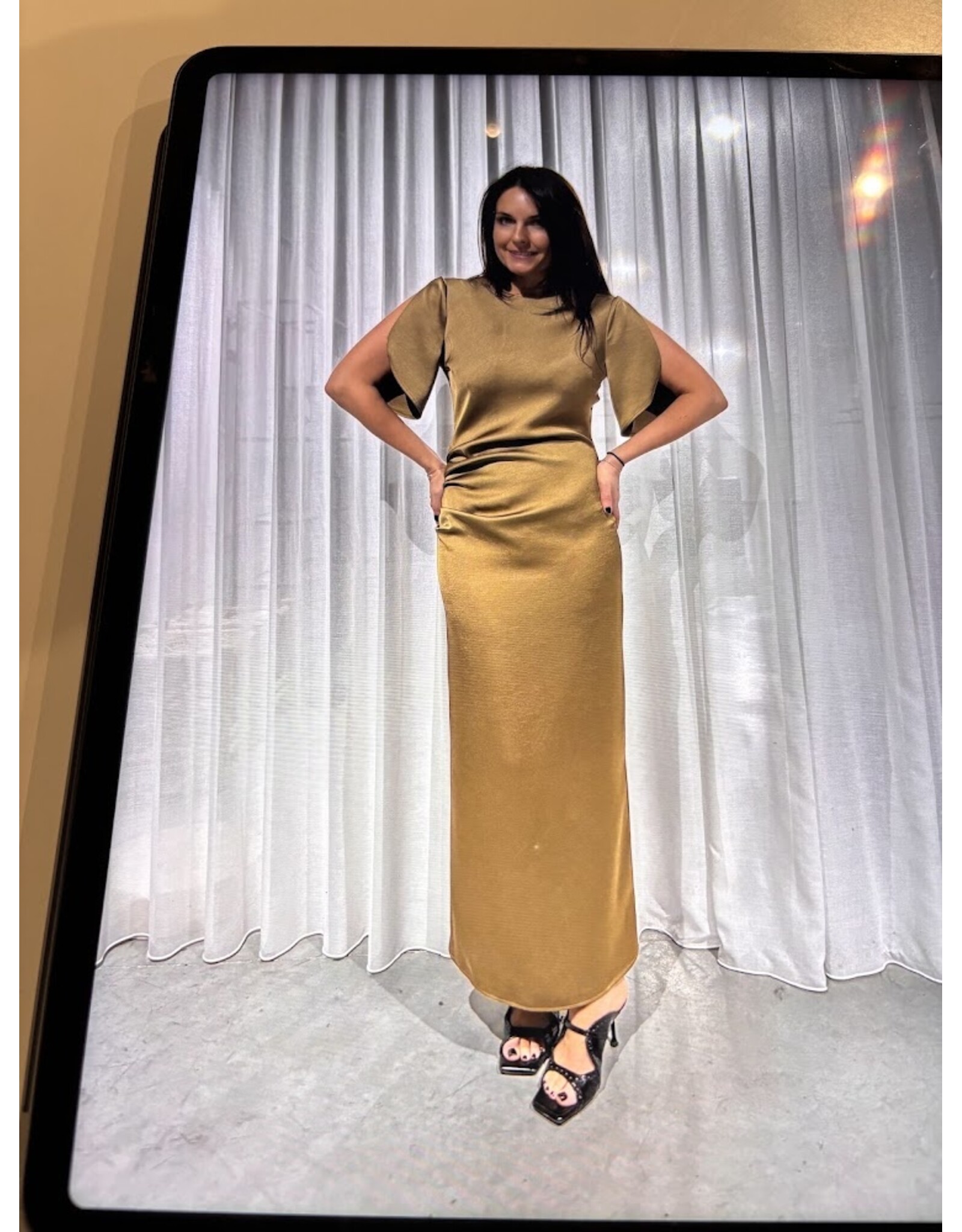 MARCH23 DRESS CAPRI SANDED SATIN OLIVE