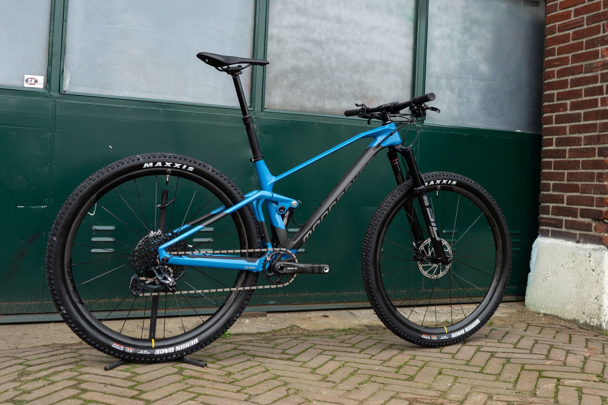 Mondraker F Podium Carbon DC R 2023 BikeSuperior