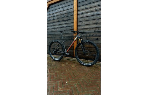 Mondraker Podium Carbon R 2023